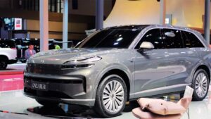 Nio delivers over 10,000 cars last week as Onvo L90 hits record high